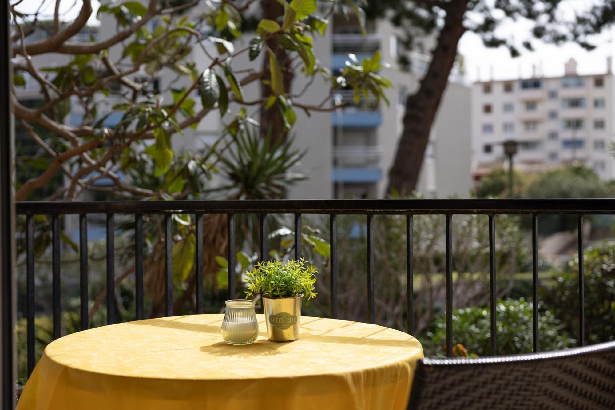 Appartement Les Glycines à Menton Extérieur photo